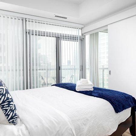 Downtown Toronto Condo Near Cn Tower, Scotiabank Arena, Rogers Centre, Union Station Exteriér fotografie